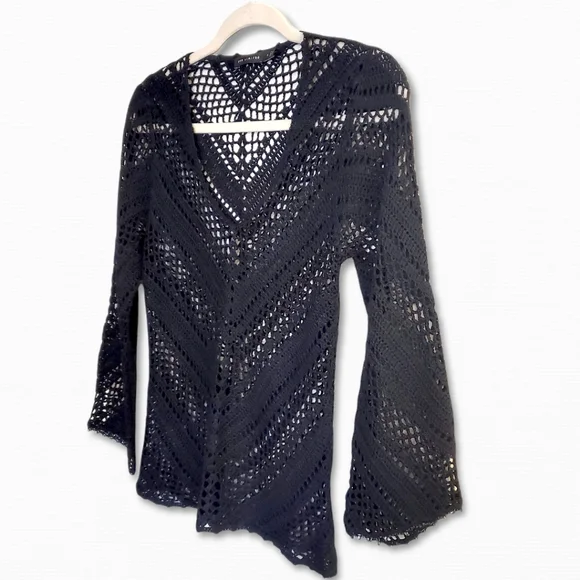 Crochet V Neck Black Long Sleeve Top with Bead Trim by The Limited Size S - Picture 3 of 7